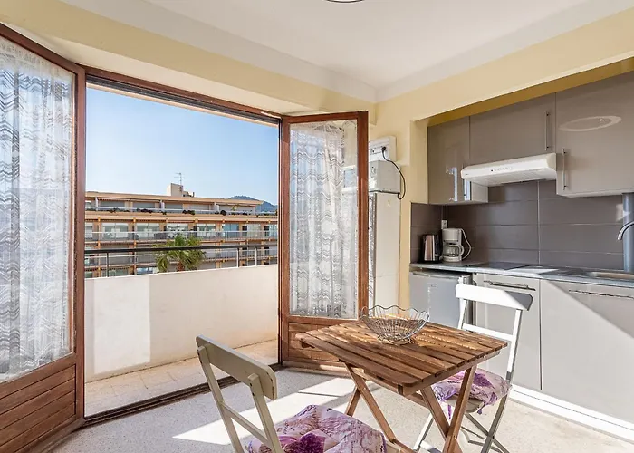 Le Grand Large-4 By Interhome Le Lavandou