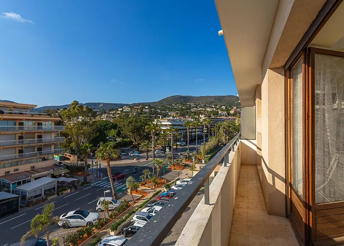 Le Grand Large-4 By Interhome * Le Lavandou